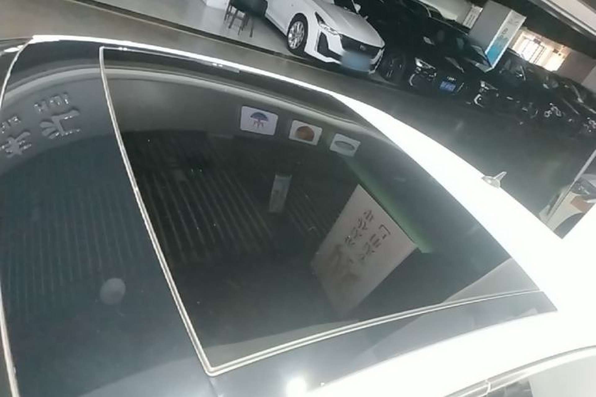 Used Audi A3 2020 Limousine 35 TFSI Fashion Edition China VI Emission Standard Roof