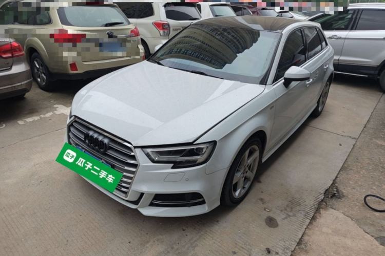Used Audi A3 2020 Sportback 35 TFSI Fashion Edition China VI Emission Standard Guazi used car, China used car export, Used car for sale, Used Audi cars, Cheapest cars for sale