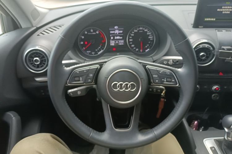 Used Audi A3 2020 Sportback 35 TFSI Ambition China VI Steering Wheel