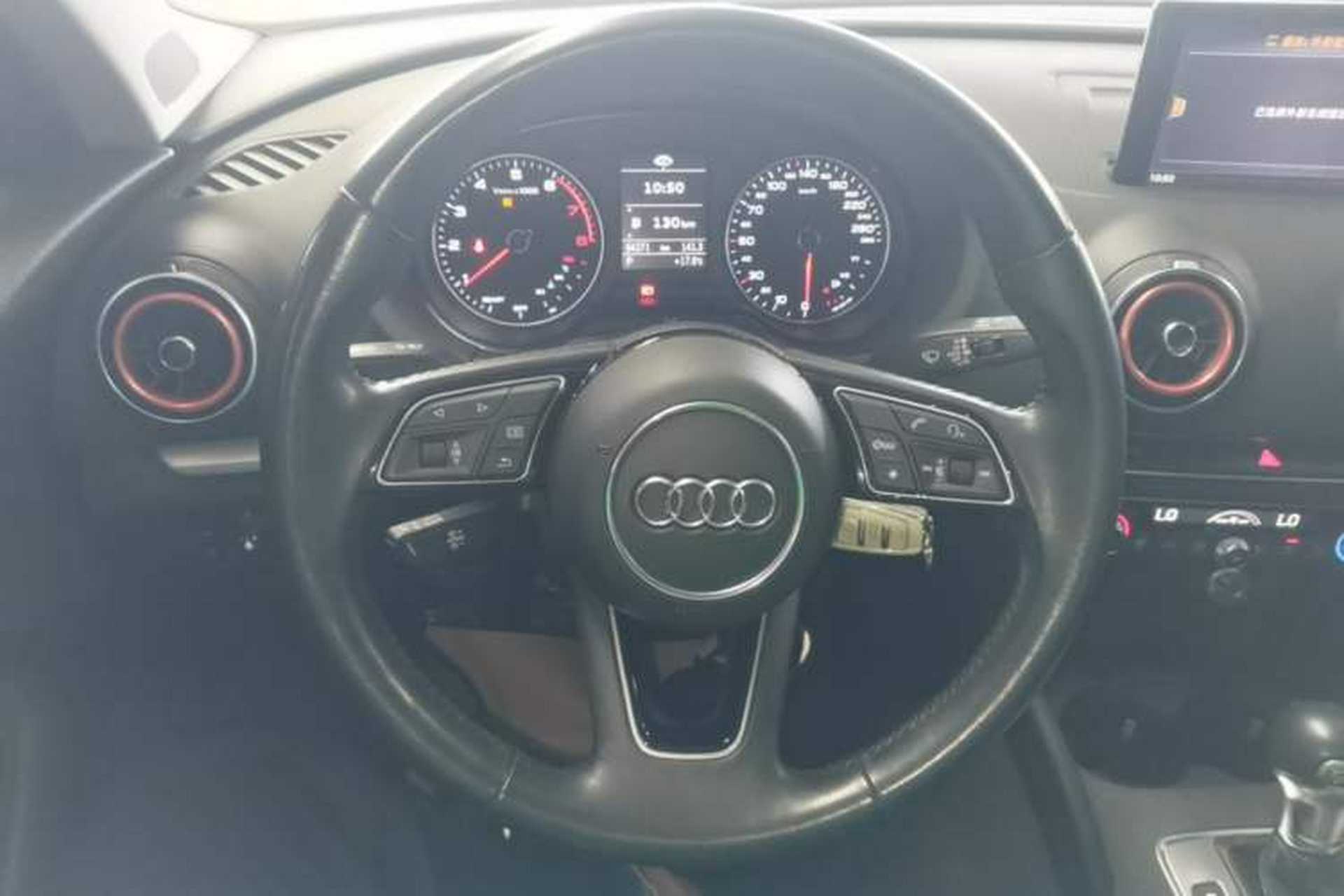 Used Audi A3 2020 Limousine 35 TFSI Ambition China VI Steering Wheel