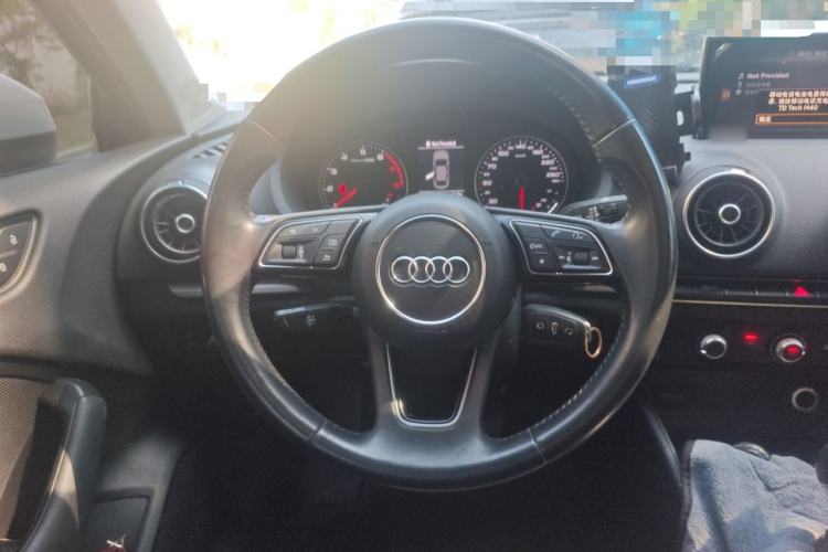 Used Audi A3 2020 Restyled Limousine 35 TFSI Ambition Version China VI Steering Wheel