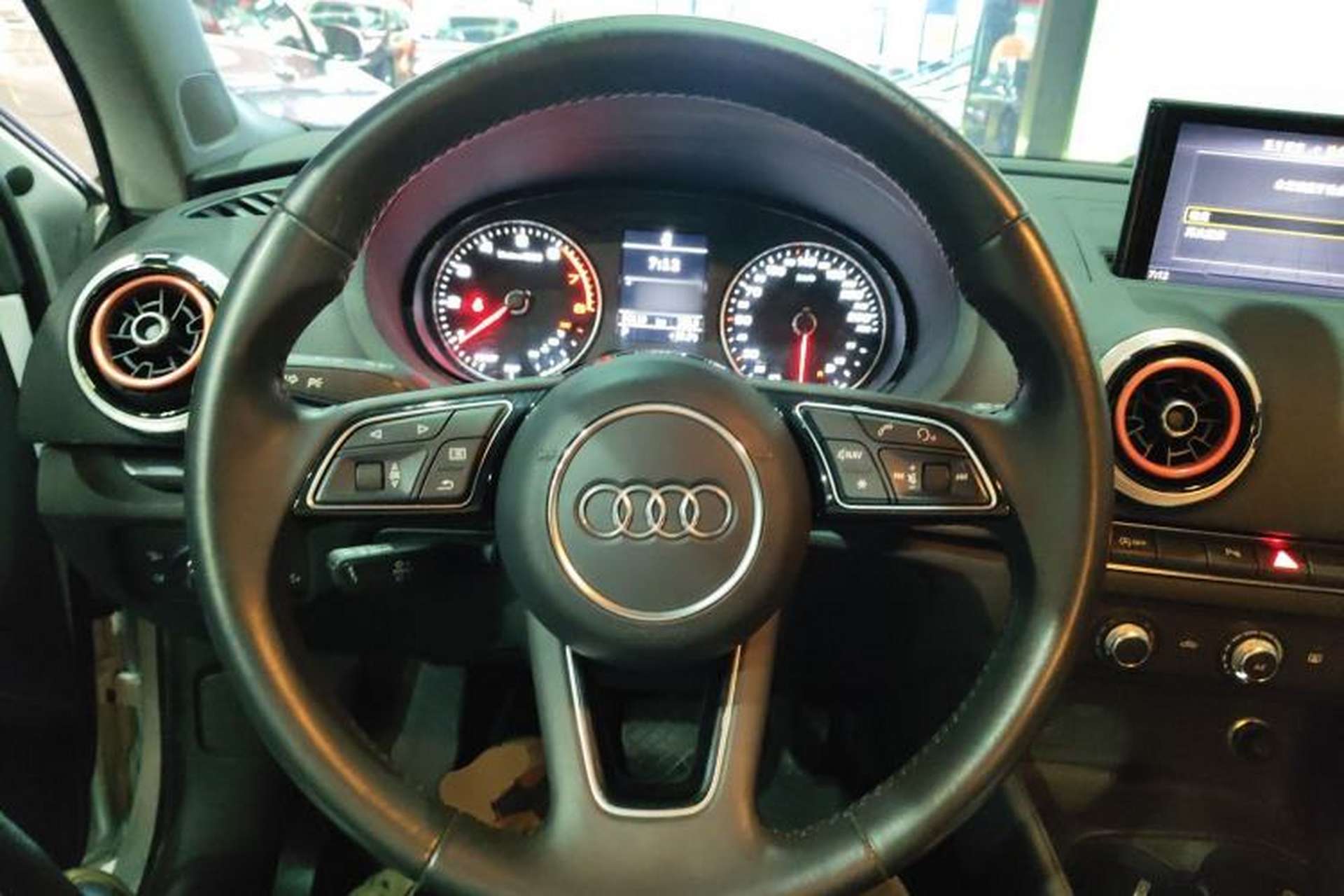Used Audi A3 2020 Limousine 35 TFSI Fashion Edition China VI Emission Standard Steering Wheel
