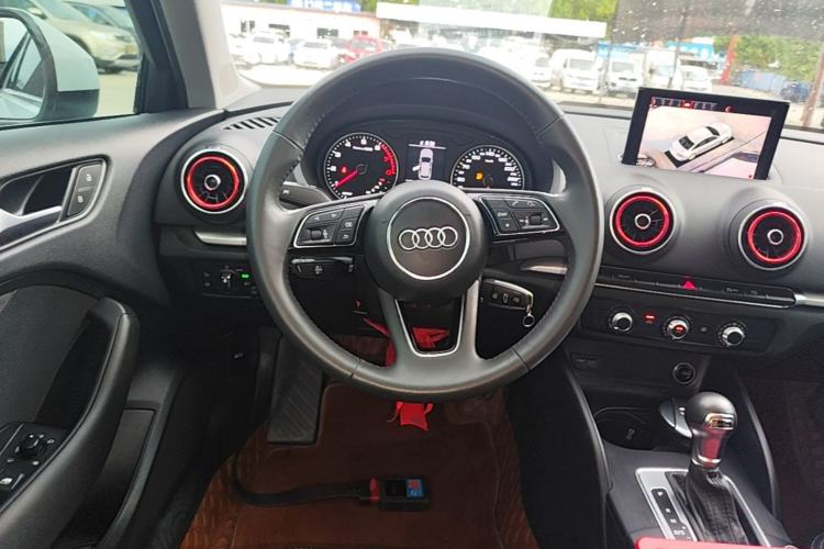 Used Audi A3 2020 Restyled Sportback 35 TFSI Entry-Level China VI Emission Standard Steering Wheel