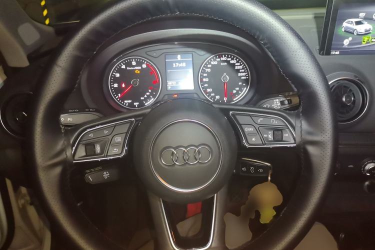 Used Audi A3 2020 Restyled Sportback 35 TFSI Entry-Level China VI Emission Standard Steering Wheel