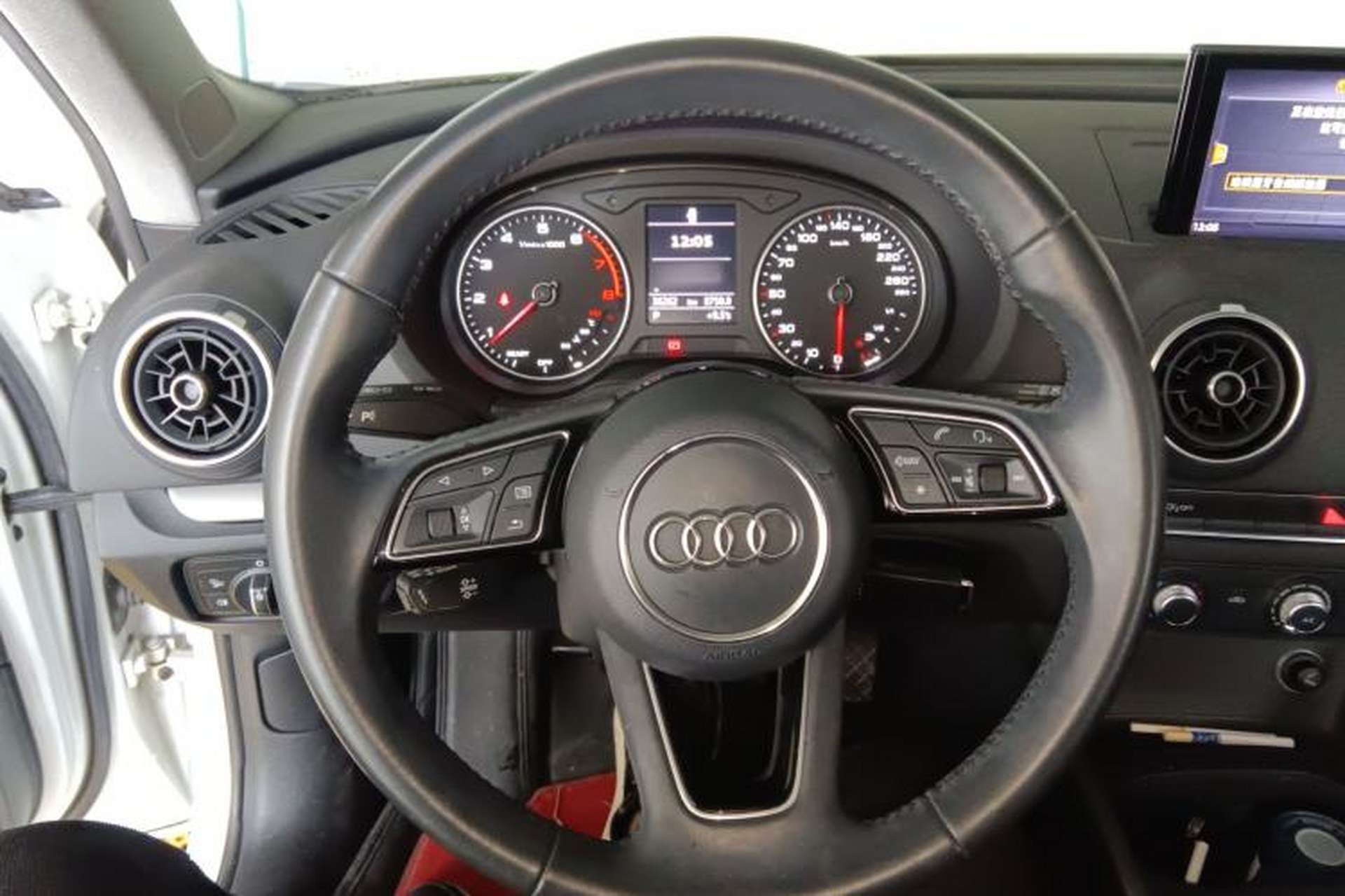Used Audi A3 2020 Restyled Sportback 35 TFSI Entry-Level China VI Emission Standard Steering Wheel