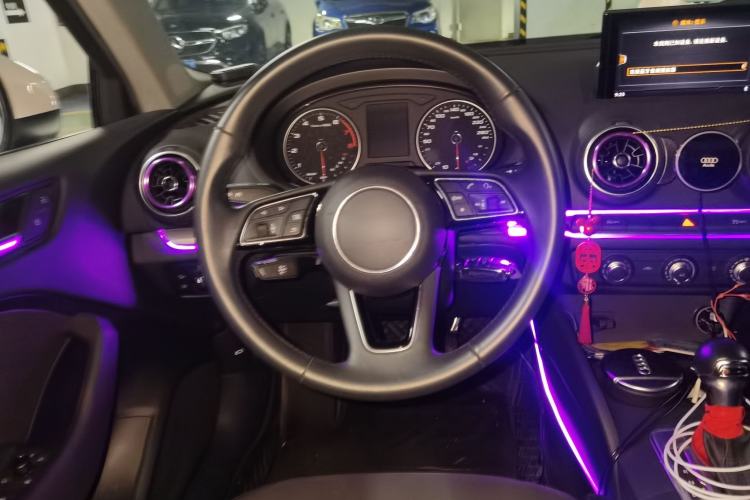 Used Audi A3 2020 Restyled Limousine 35 TFSI Ambition Version China VI Steering Wheel