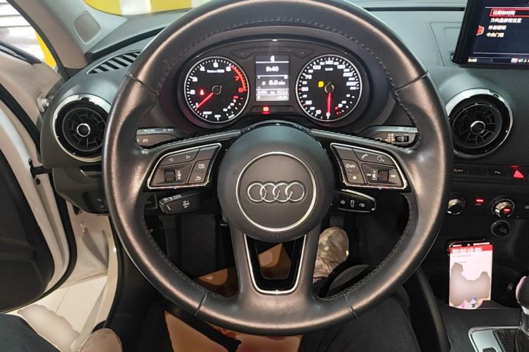 Used Audi A3 2020 Limousine 35 TFSI Fashion Edition China VI Emission Standard Steering Wheel