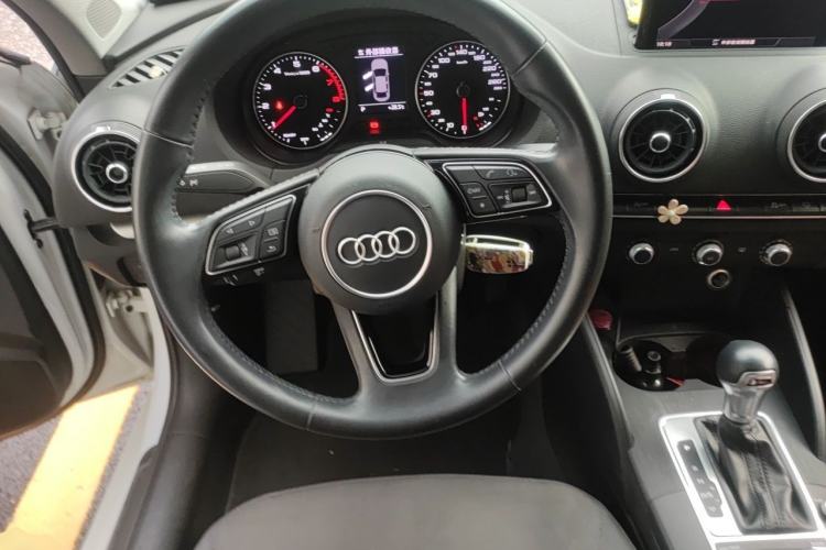Used Audi A3 2020 Limousine 35 TFSI Ambition China VI Steering Wheel