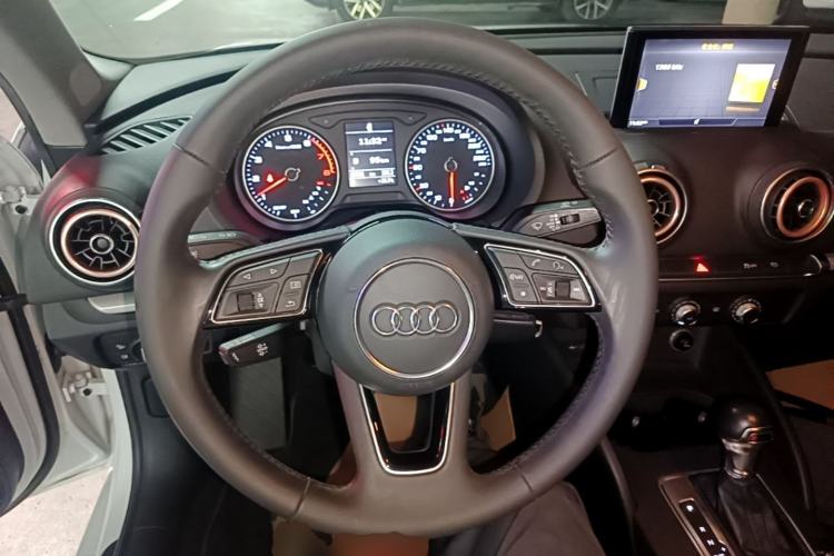 Used Audi A3 2020 Limousine 35 TFSI Ambition China VI Steering Wheel