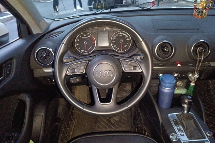 Used Audi A3 2020 Limousine 35 TFSI Ambition China VI Steering Wheel