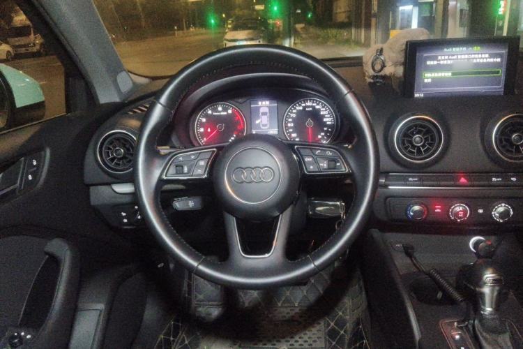 Used Audi A3 2020 Restyled Limousine 35 TFSI Ambition Version China VI Steering Wheel