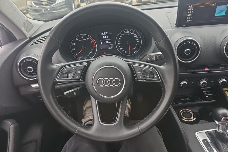 Used Audi A3 2020 Sportback 35 TFSI Ambition China VI Steering Wheel