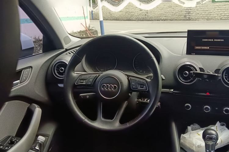 Used Audi A3 2020 Sportback 35 TFSI Ambition China VI Steering Wheel