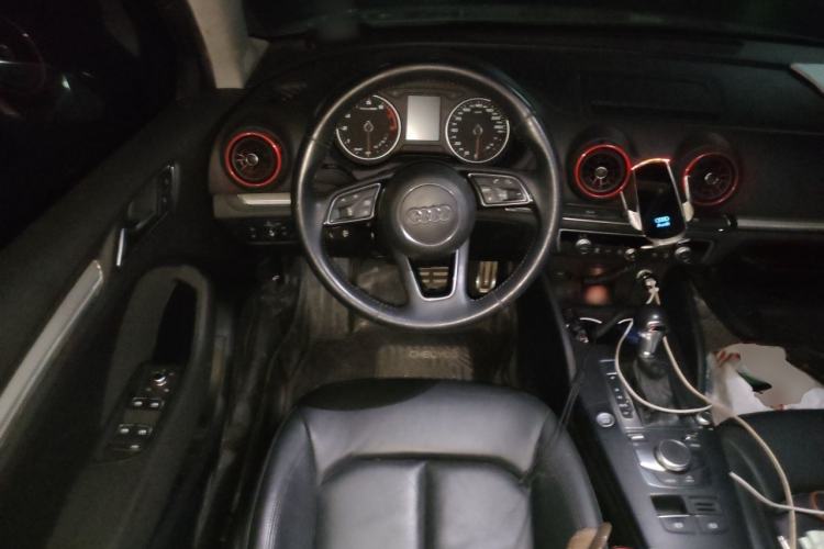 Used Audi A3 2020 Limousine 35 TFSI Style Edition China VI Emission Standard Steering Wheel