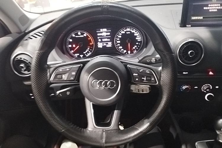 Used Audi A3 2020 Restyled Limousine 35 TFSI Ambition Version China VI Steering Wheel