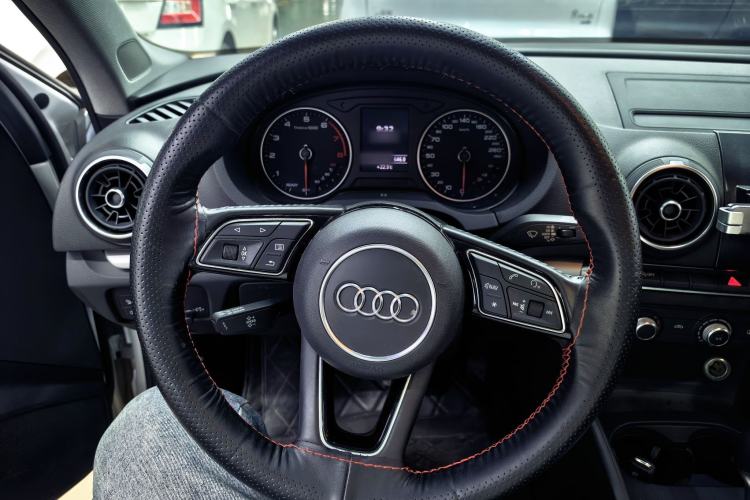 Used Audi A3 2020 Restyled Limousine 35 TFSI Ambition Version China VI Steering Wheel