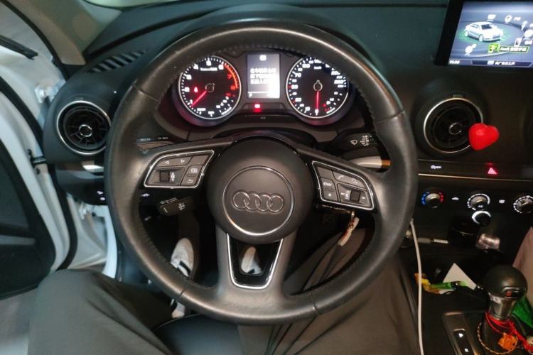 Used Audi A3 2020 Limousine 35 TFSI Ambition China V Steering Wheel