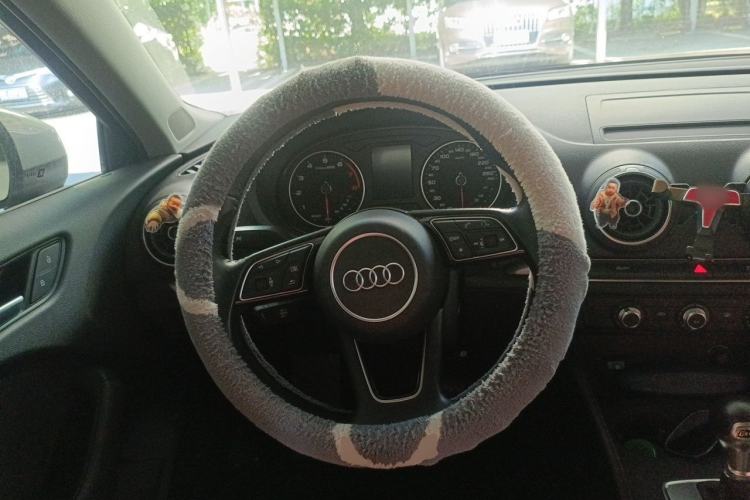 Used Audi A3 2020 Restyled Sportback 35 TFSI Entry-Level China VI Emission Standard Steering Wheel