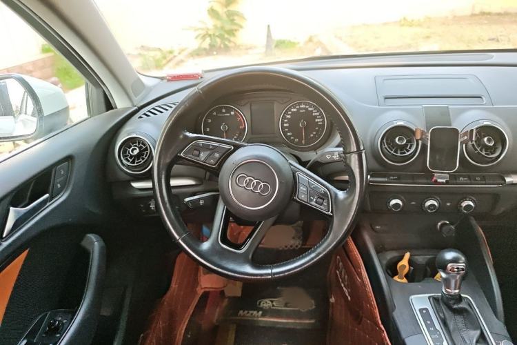 Used Audi A3 2020 Limousine 35 TFSI Ambition China VI Steering Wheel