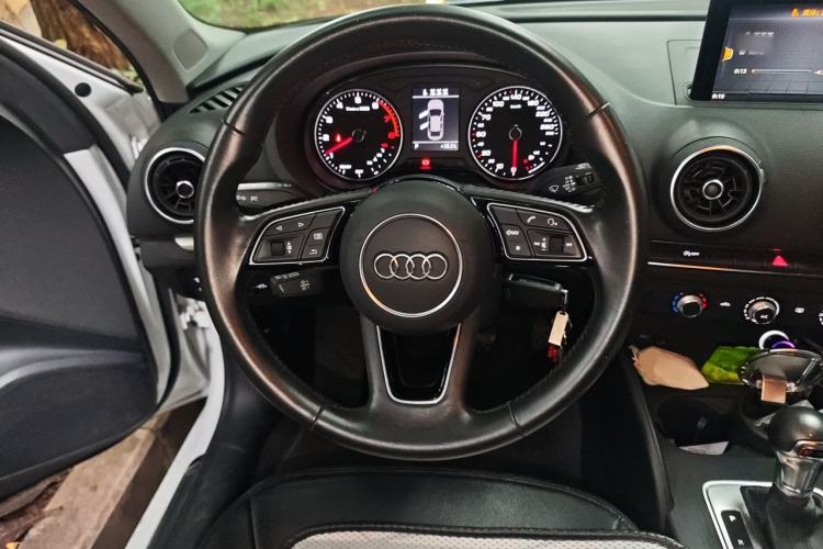 Used Audi A3 2020 Limousine 35 TFSI Ambition China VI Steering Wheel