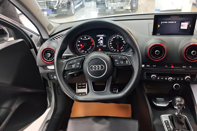 Used Audi A3 2020 Limousine 35 TFSI Sporty Version China VI Steering Wheel