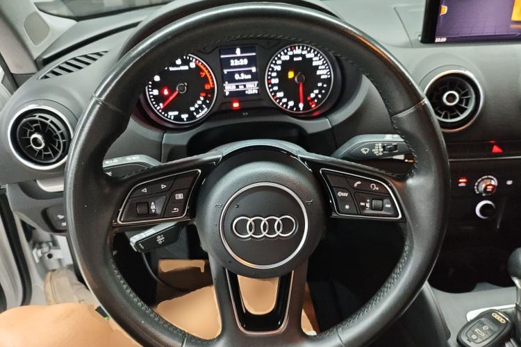 Used Audi A3 2020 Restyled Limousine 35 TFSI Ambition Version China VI Steering Wheel
