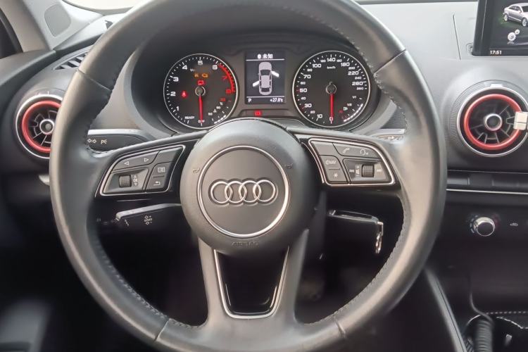 Used Audi A3 2020 Restyled Limousine 35 TFSI Ambition Version China VI Steering Wheel