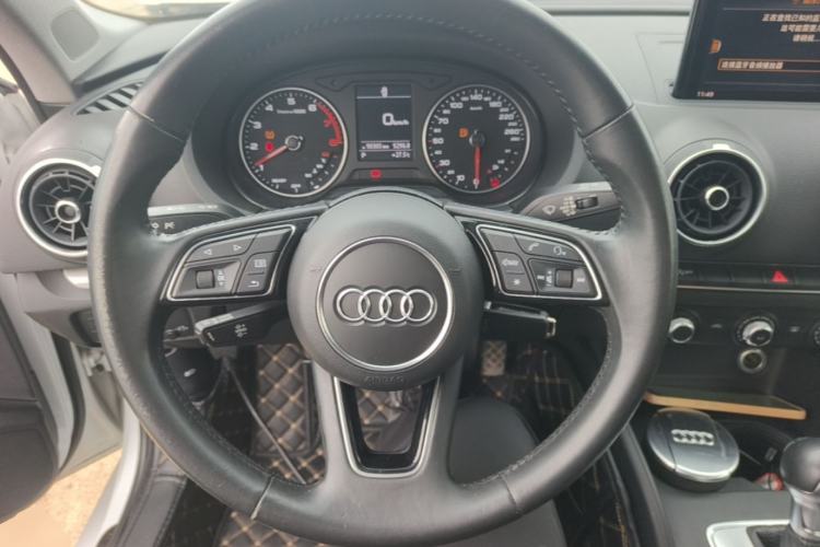 Used Audi A3 2020 Restyled Limousine 35 TFSI Ambition Version China VI Steering Wheel