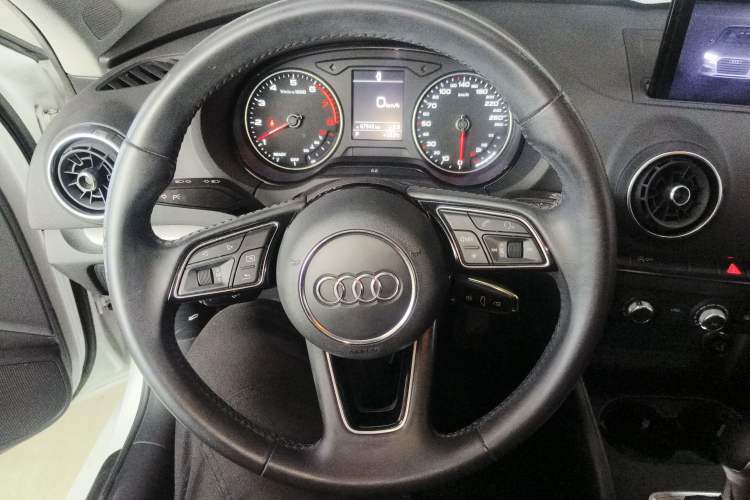 Used Audi A3 2020 Limousine 35 TFSI Ambition China VI Steering Wheel