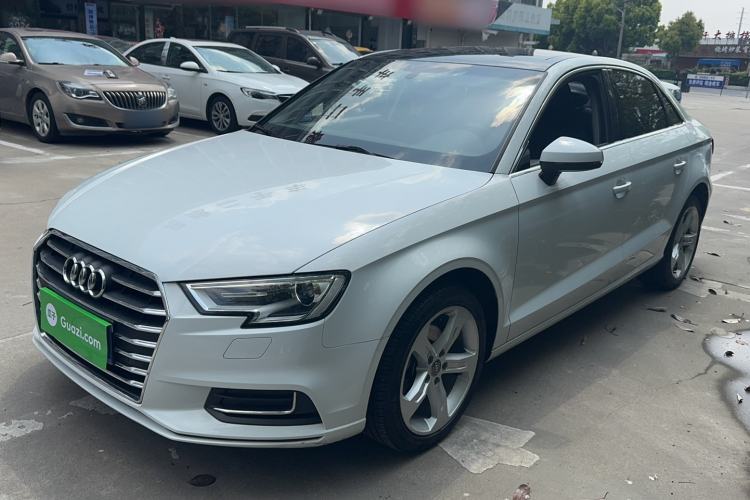 Used Audi A3 2020 Restyled Limousine 35 TFSI Ambition Version China VI Guazi used car, China used car export, Used car for sale, Used  cars, Cheapest cars for sale