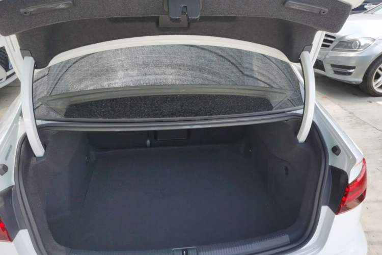 Used Audi A3 2020 Limousine 35 TFSI Fashion Edition China VI Emission Standard Trunk