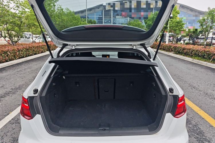 Used Audi A3 2020 Sportback 35 TFSI Ambition China VI Trunk