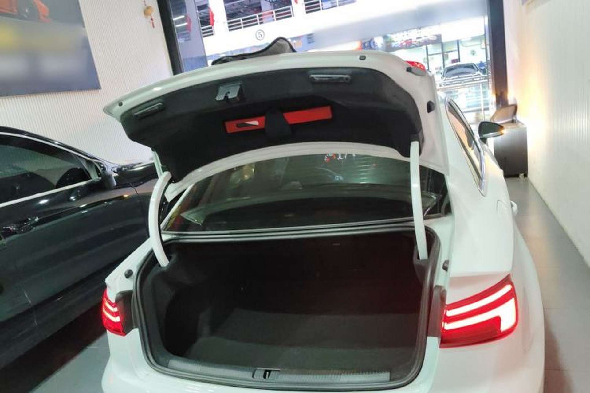 Used Audi A3 2020 Limousine 35 TFSI Fashion Edition China VI Emission Standard Trunk