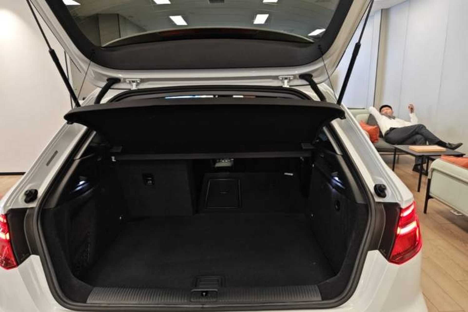 Used Audi A3 2020 Sportback 35 TFSI Style Edition China VI Emission Standard Trunk