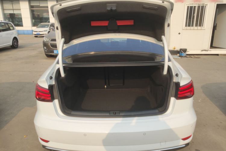 Used Audi A3 2020 Limousine 35 TFSI Ambition China VI Trunk