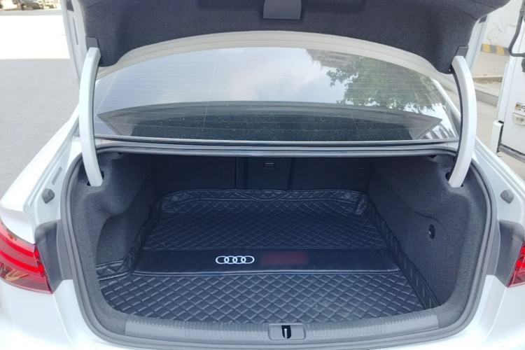 Used Audi A3 2020 Limousine 35 TFSI Fashion Edition China VI Emission Standard Trunk