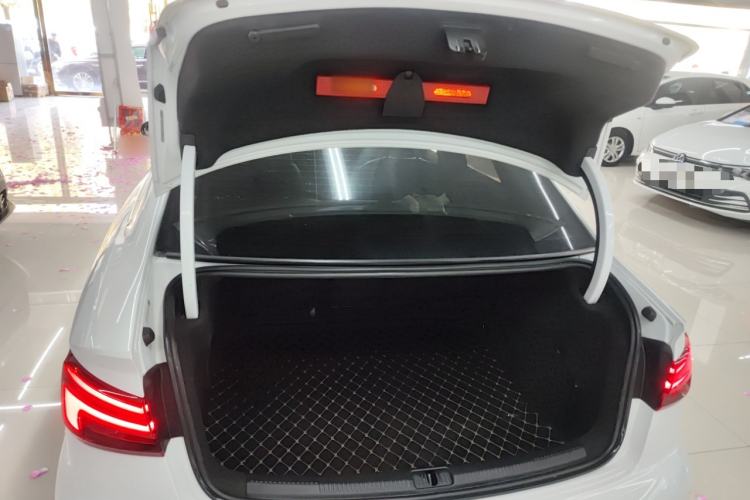 Used Audi A3 2020 Limousine 35 TFSI Fashion Edition China VI Emission Standard Trunk