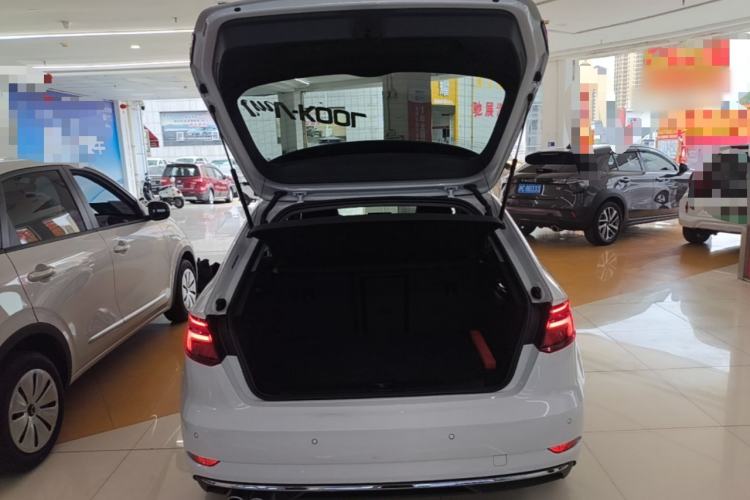 Used Audi A3 2020 Restyled Sportback 35 TFSI Entry-Level China VI Emission Standard Trunk