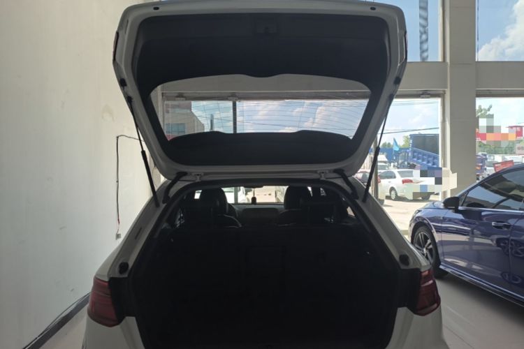 Used Audi A3 2020 Sportback 35 TFSI Fashion Edition China VI Emission Standard Trunk