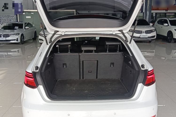 Used Audi A3 2020 Sportback 35 TFSI Ambition China VI Trunk