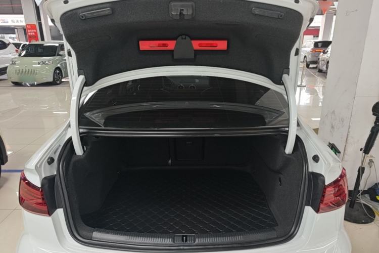 Used Audi A3 2020 Limousine 35 TFSI Fashion Edition China VI Emission Standard Trunk