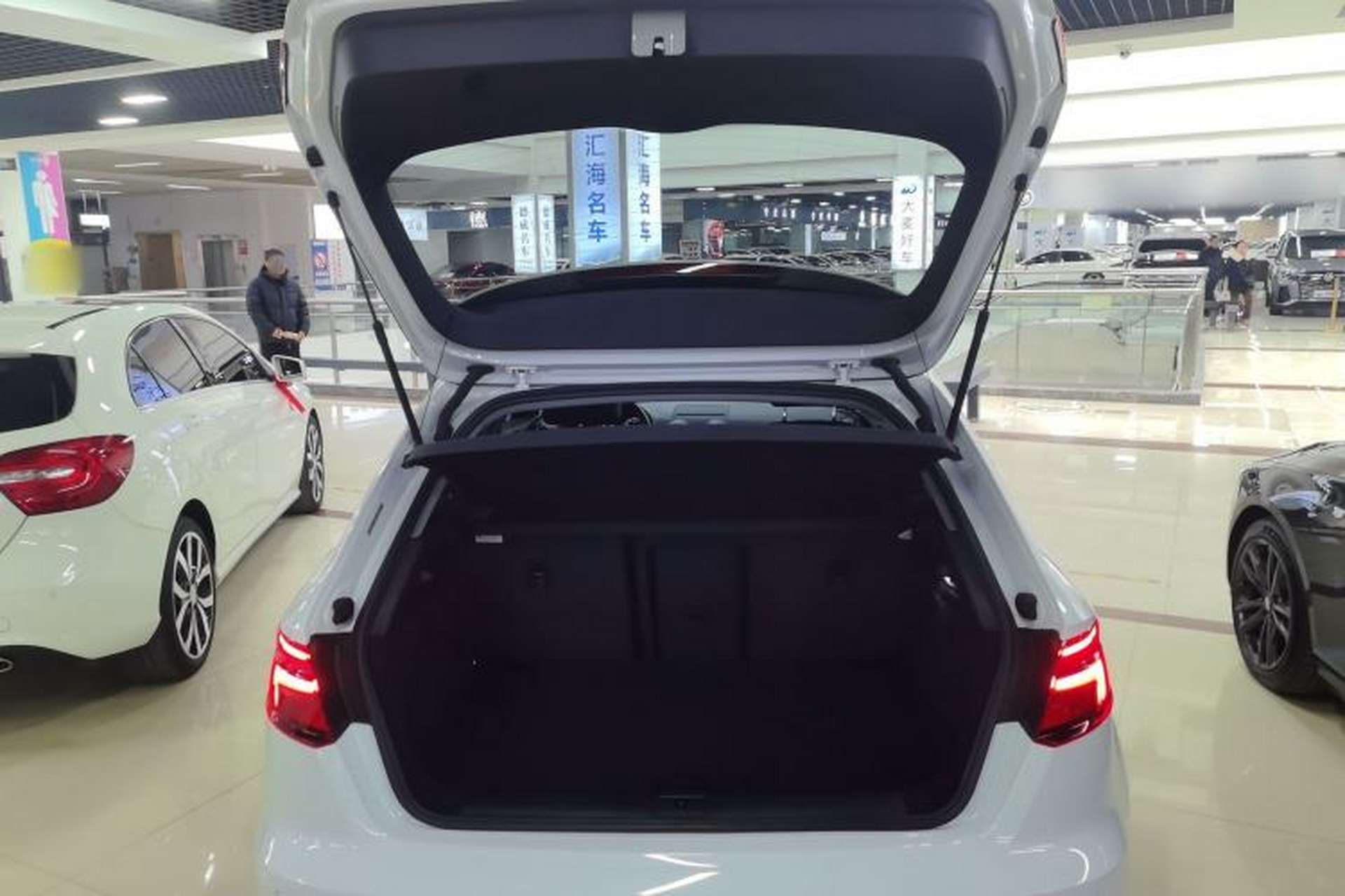 Used Audi A3 2020 Restyled Sportback 35 TFSI Entry-Level China VI Emission Standard Trunk
