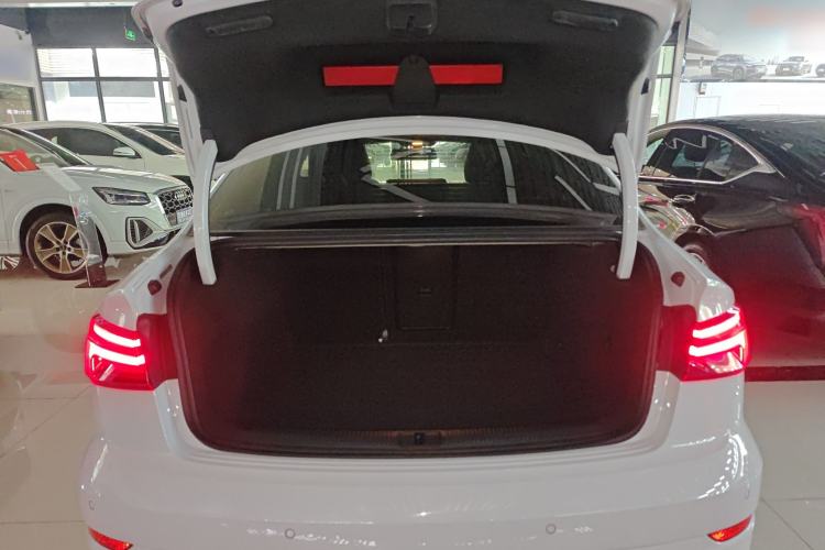 Used Audi A3 2020 Limousine 35 TFSI Fashion Edition China VI Emission Standard Trunk