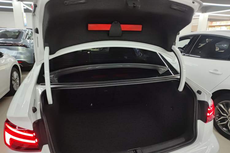 Used Audi A3 2020 Limousine 35 TFSI Fashion Edition China VI Emission Standard Trunk