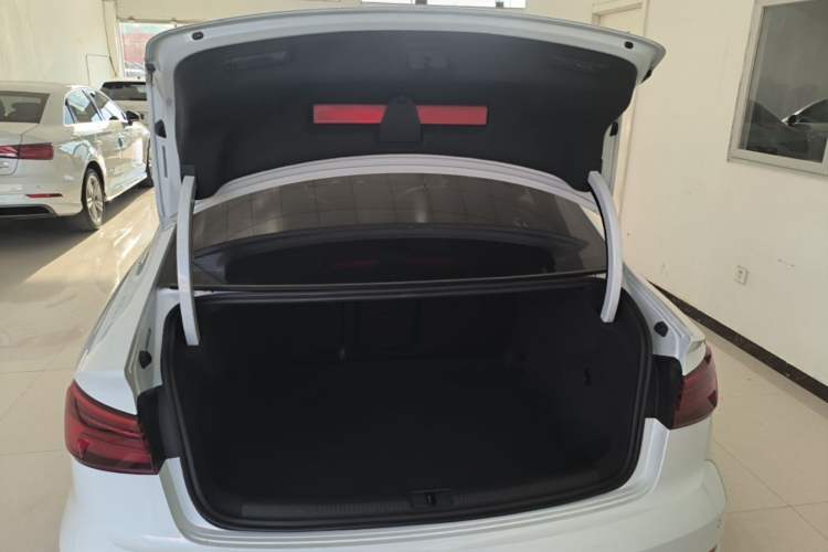 Used Audi A3 2020 Limousine 35 TFSI Fashion Edition China VI Emission Standard Trunk