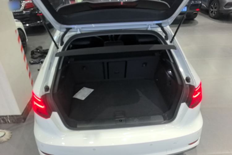Used Audi A3 2020 Sportback 35 TFSI Fashion Edition China VI Emission Standard Trunk