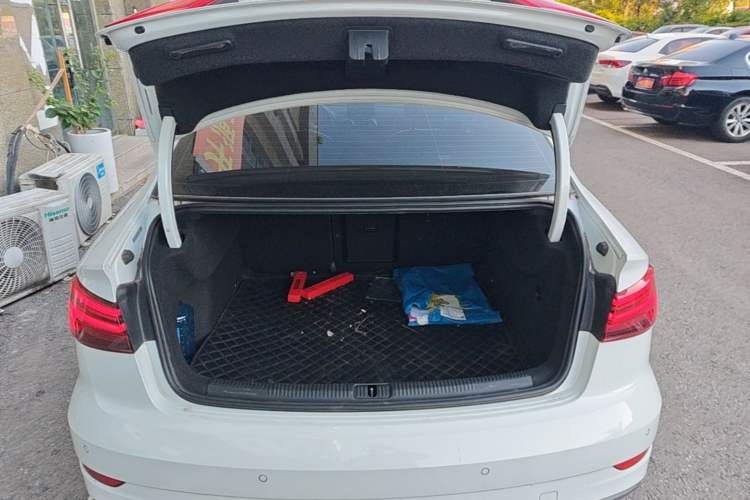Used Audi A3 2020 Limousine 35 TFSI Fashion Edition China VI Emission Standard Trunk