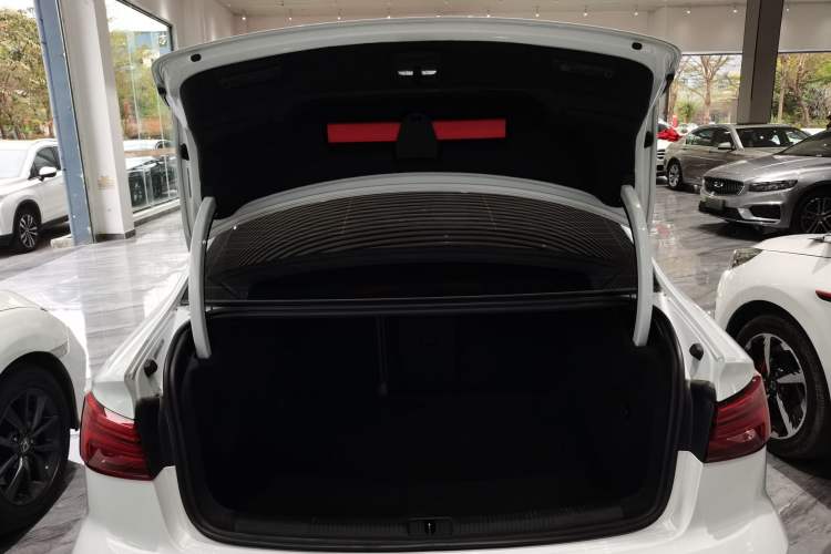 Used Audi A3 2020 Limousine 35 TFSI Fashion Edition China VI Emission Standard Trunk