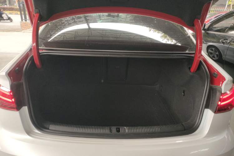 Used Audi A3 2020 Limousine 35 TFSI Ambition China VI Trunk
