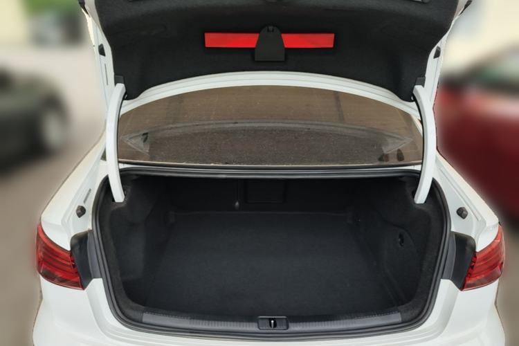 Used Audi A3 2020 Limousine 35 TFSI Ambition China VI Trunk